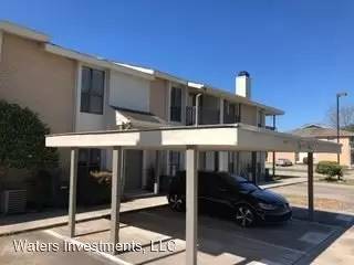 Main picture of 8545 Summa Ave