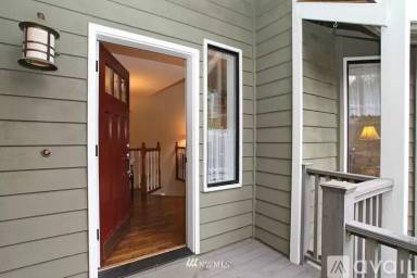 Main picture of 7830 172nd Pl NE
