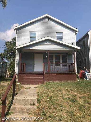 Main picture of 930 E 15th Ave