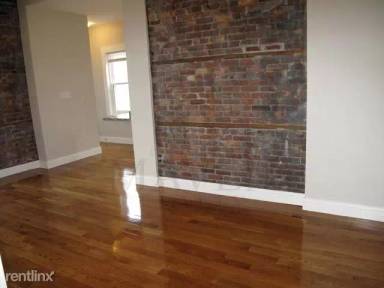 Main picture of 10 Montrose St