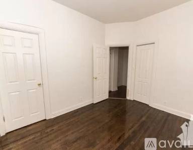 Main picture of 3839-45 N Greenview Ave