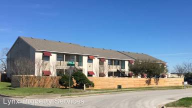 Main picture of 3400 Lynridge Dr