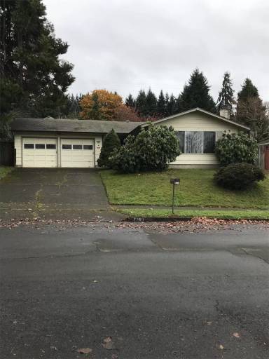 Main picture of 2365 Harvard Dr