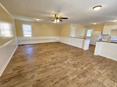 Main picture of 1198 Holly Springs Rd