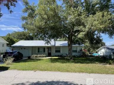 Main picture of 322 W Sample Ave