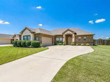 Main picture of 621 Marybeth Dr