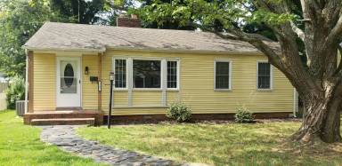 Main picture of 3207 Garrett St