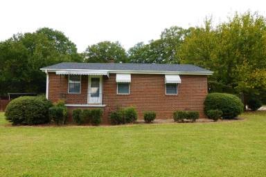 Main picture of 9 Sunrise Dr