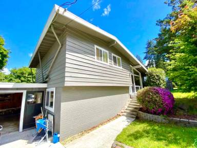 Main picture of 14510 SE 42nd Pl