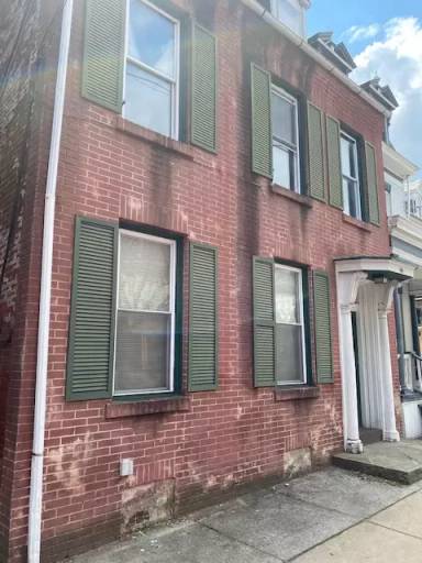 Main picture of 422 W. Orange Street - Unit C
