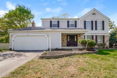 Main picture of 593 Bridgewater Ct