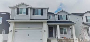 Main picture of 7237 N Clear Sky Ln