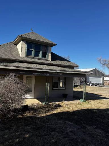 Main picture of 801 Champa St