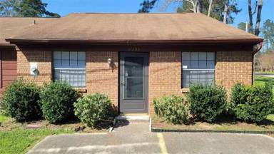 Main picture of 2300 Hartsfield Way
