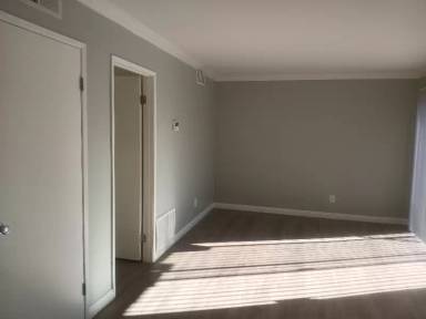 Main picture of 27273 Camp Plenty Rd