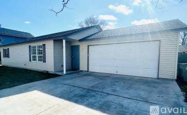 Main picture of 3144 S Virginia Ave