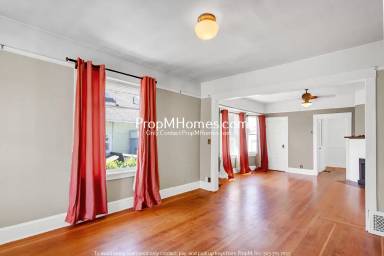 Main picture of 5307 SE Rhone St