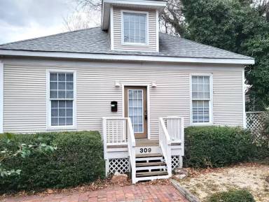 Main picture of 309 Seawell Ave