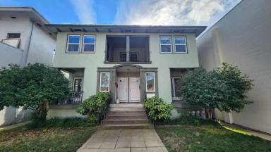 Main picture of 1810 1/2 I St