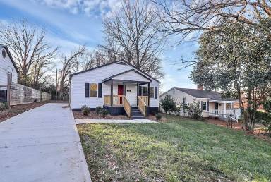 Main picture of 1521 Effingham Rd