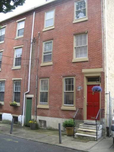 Main picture of 1338 Rodman St