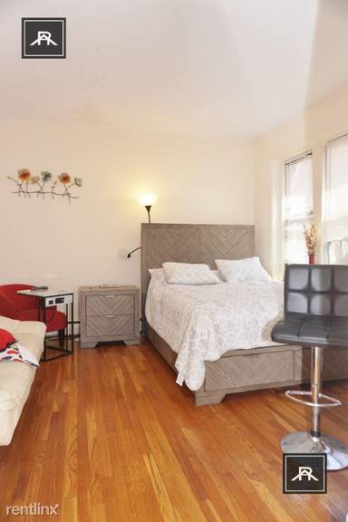 Main picture of 1242 Commonwealth Ave