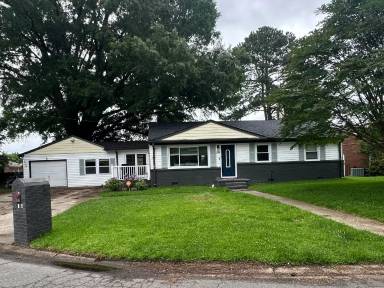Main picture of 104 Hibben Rd