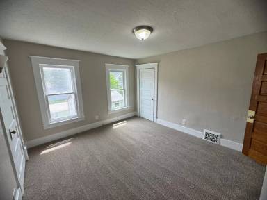 Main picture of 3902 4th Ave
