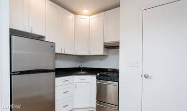 Main picture of 141 E 26th St