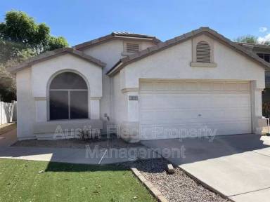 Main picture of 2223 E Pinto Dr