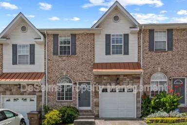 Main picture of 612 Spence Enclave Way