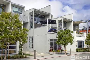 Main picture of 515 30th St