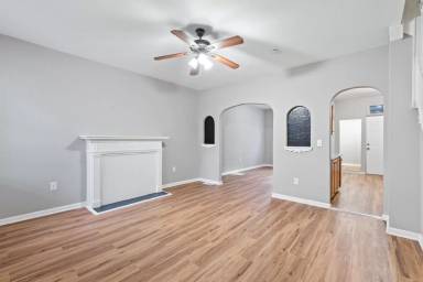 Main picture of 4111 Norfolk Ave