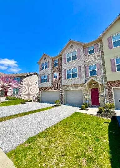 Main picture of 123 High Pointe Dr