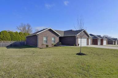 Main picture of 4207 E Eastmoor St