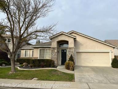 Main picture of 1909 Plum Way