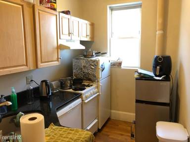 Main picture of 1193 Commonwealth Ave