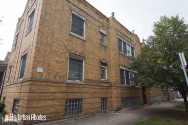 Main picture of 2835 W Byron St