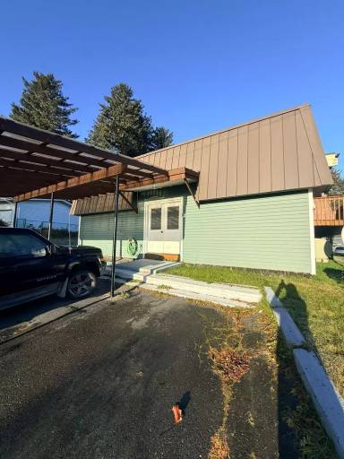 Main picture of 1220 Purtov St