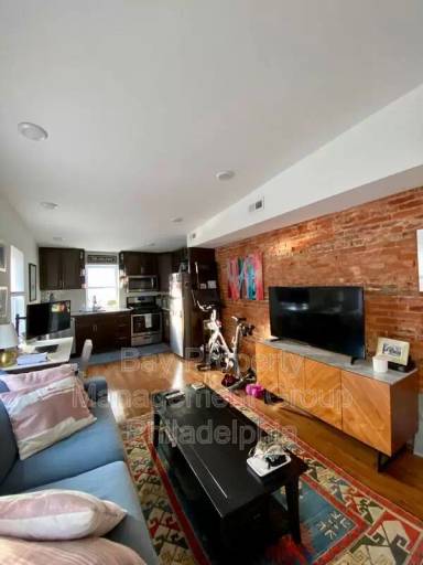 Main picture of 1722 Wylie St