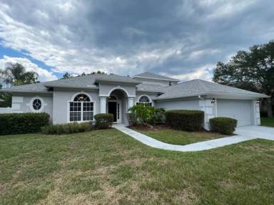 Main picture of 301 Ivy Lakes Dr