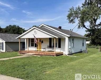Main picture of 803 Valentine St