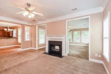 Main picture of 1564 Fredricksberg Dr