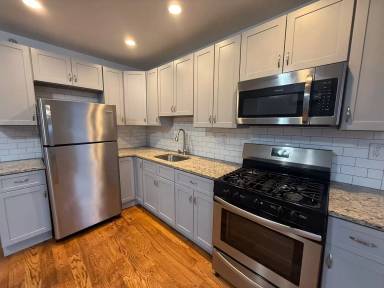 Main picture of 178 Renwick St