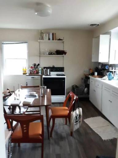 Main picture of 602 W Springfield Ave