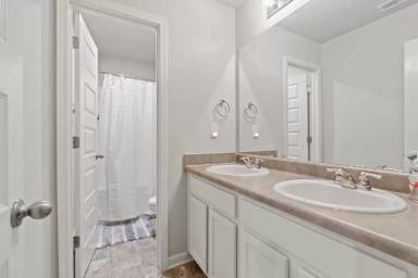 Main picture of 619 Speith Dr