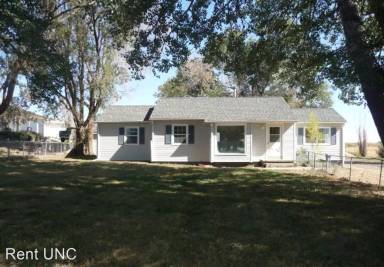 Main picture of 35192 County Road 39