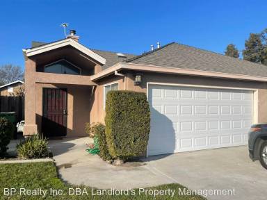 Main picture of 500 W Hawkeye Ave