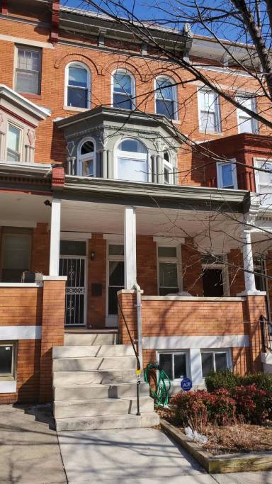 Main picture of 2219 Linden Ave