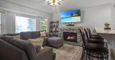 Main picture of 1109 S 77th St